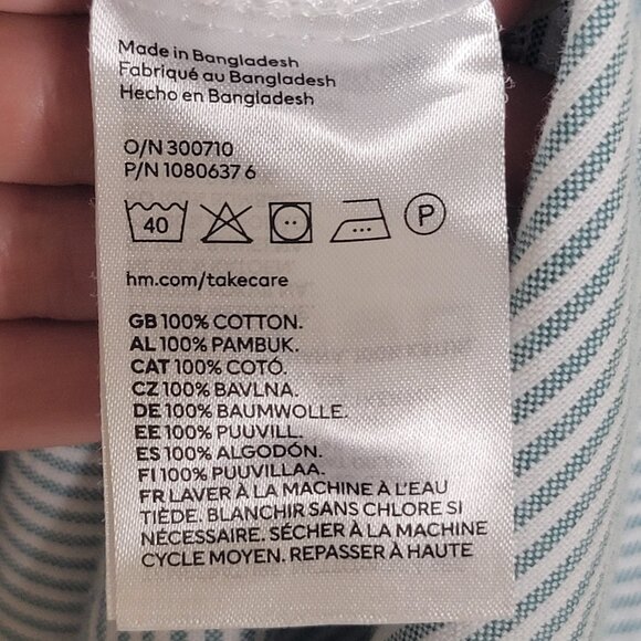 PICK 3 FOR $20 H&M Oversized Striped Oxford Pocket Button Down Shirt Size XS - Picture 2 of 6